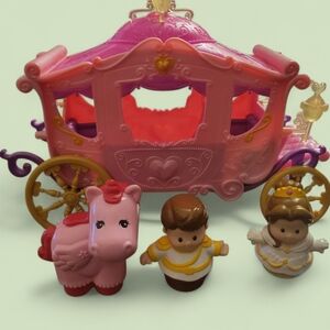 2011 Pink Princess Carriage Playset
